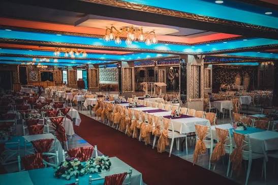 Kapalı davet salonu